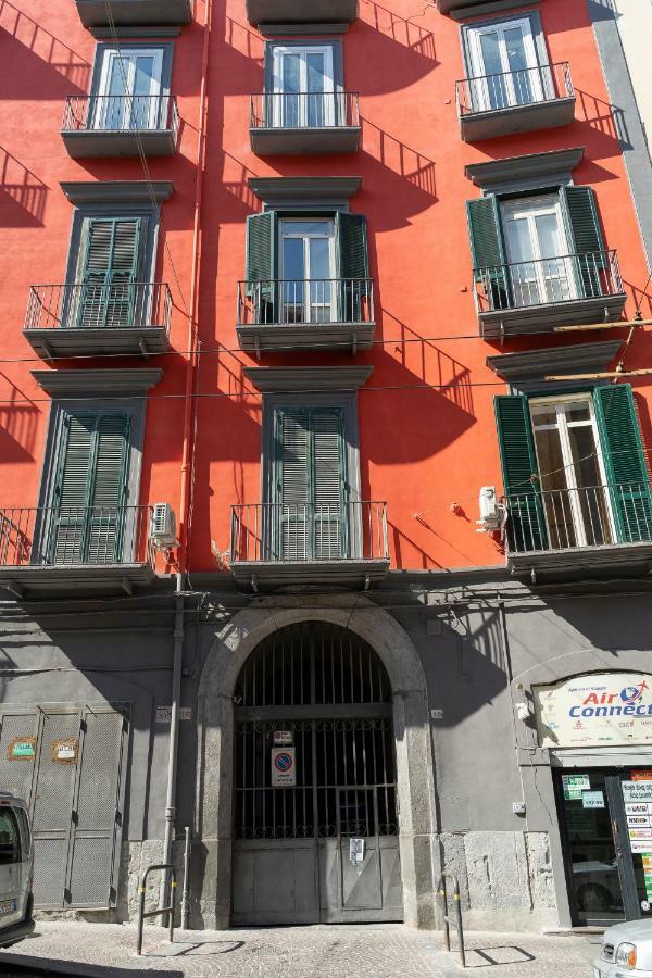Una Stanza Al Museo Napoli Esterno foto